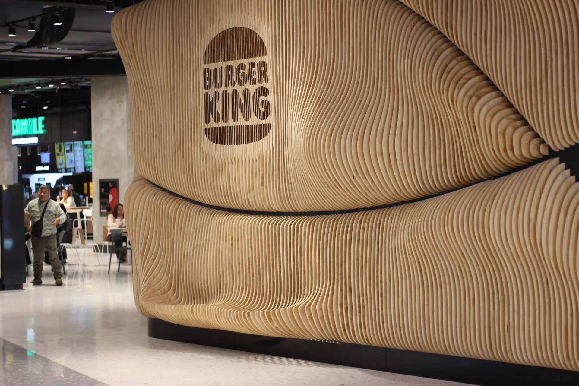 Fachada Burger King Parque Arauco 1